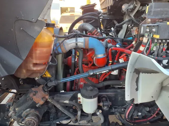 2020 NAVISTAR INTERNATIONAL MV607 (4X2)85777d2d88a840f4fcd32a4a386f2d43