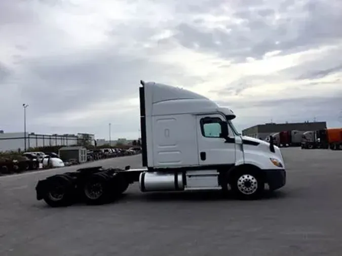 2020 Freightliner Cascadia