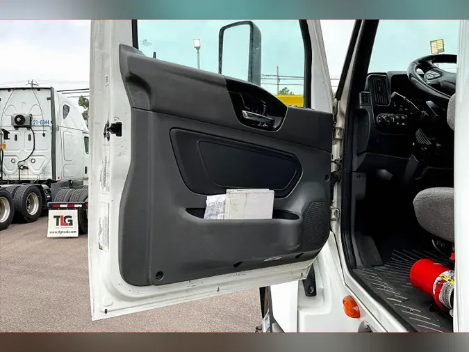 2021 INT LT625 6x4