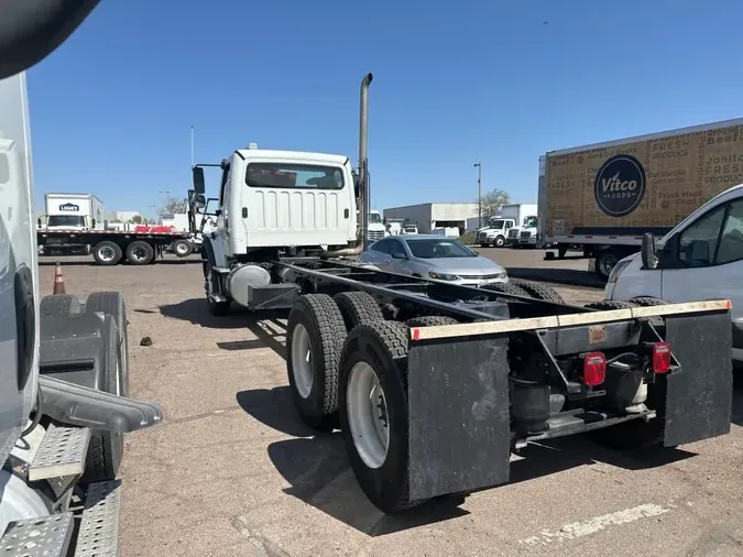 2017 FREIGHTLINER M2 112