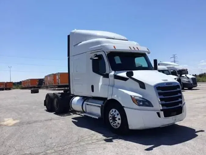 2020 Freightliner Cascadia8582a92c21228b193b74b03c238ed924