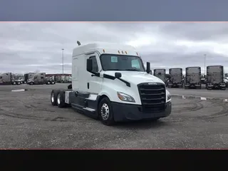 2022 Freightliner Cascadia 126