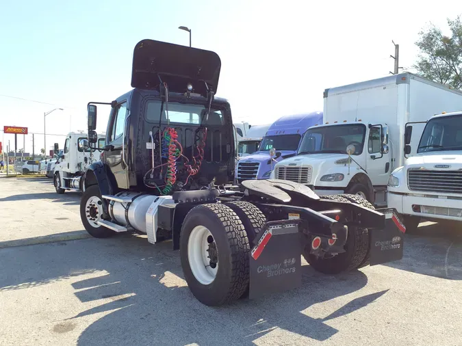 2017 FREIGHTLINER/MERCEDES M2 106