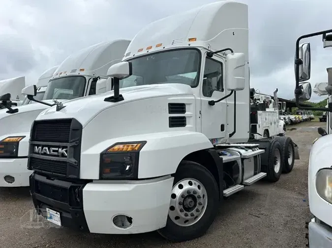 2019 MACK ANTHEM 64T