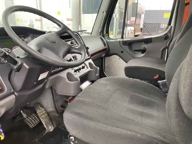 2020 FREIGHTLINER/MERCEDES M2 106858ef9d8f9e0975de5468c98be7107cb