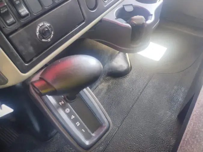 2019 NAVISTAR INTERNATIONAL 4300