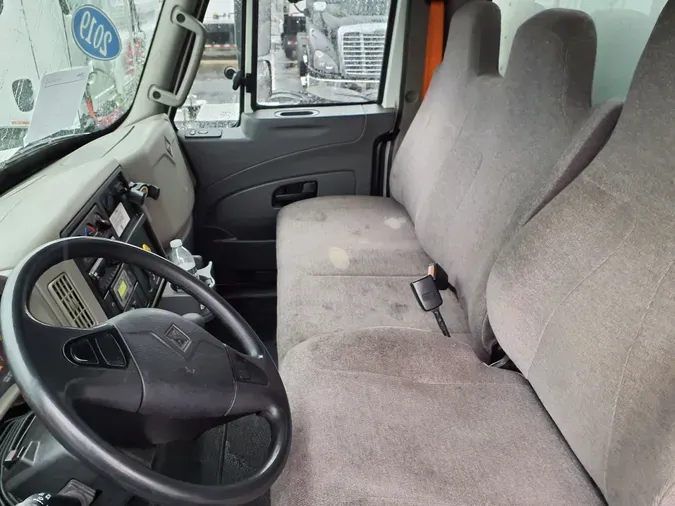 2019 NAVISTAR INTERNATIONAL 4300