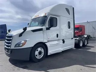 2019 FREIGHTLINER CASCADIA 126