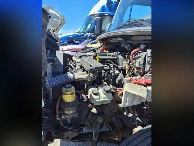 2020 FREIGHTLINER/MERCEDES M2 106