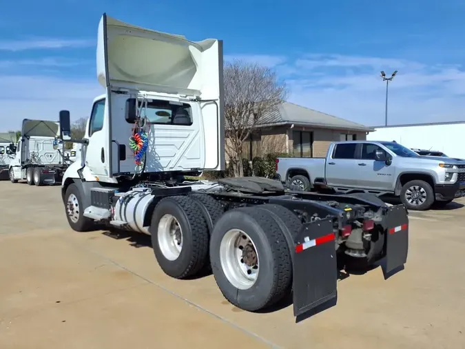 2020 NAVISTAR INTERNATIONAL RH613 DAYCAB T/A