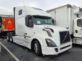 2017 VOLVO VNL64T 670