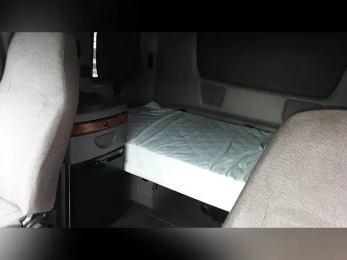 2022 International LT625