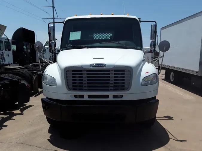 2017 FREIGHTLINER M2 106