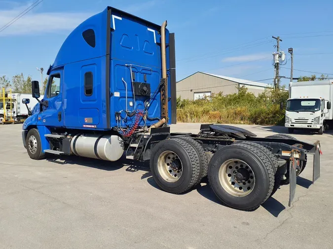 2020 FREIGHTLINER/MERCEDES CASCADIA 125