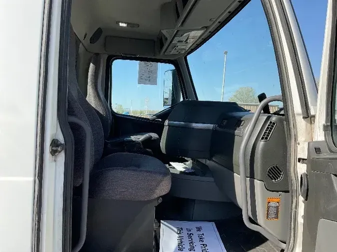 2019 Volvo VNR64300