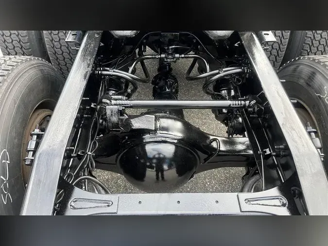 2020 INTERNATIONAL LT