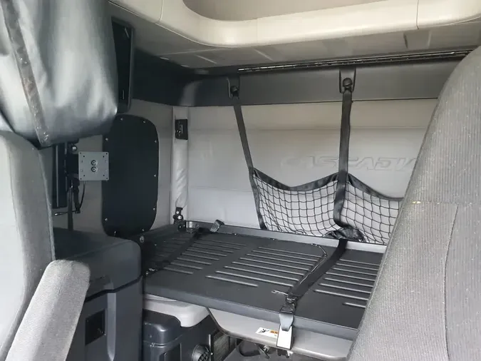 2019 FREIGHTLINER NEW CASCADIA PX12664
