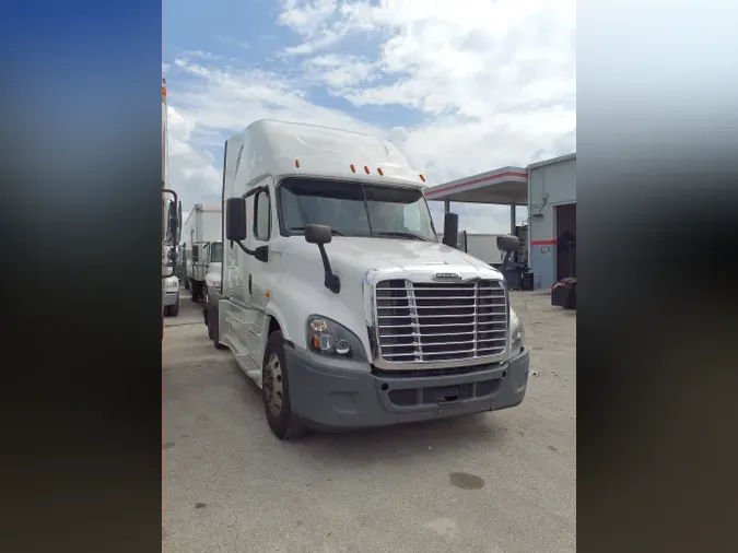 2019 FREIGHTLINER/MERCEDES CASCADIA 125