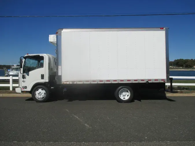 2019 ISUZU NQR