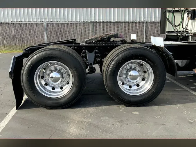 2021 INT LT625 6x485bbe3ed1b280dfc2fd75c4f4bf7456e