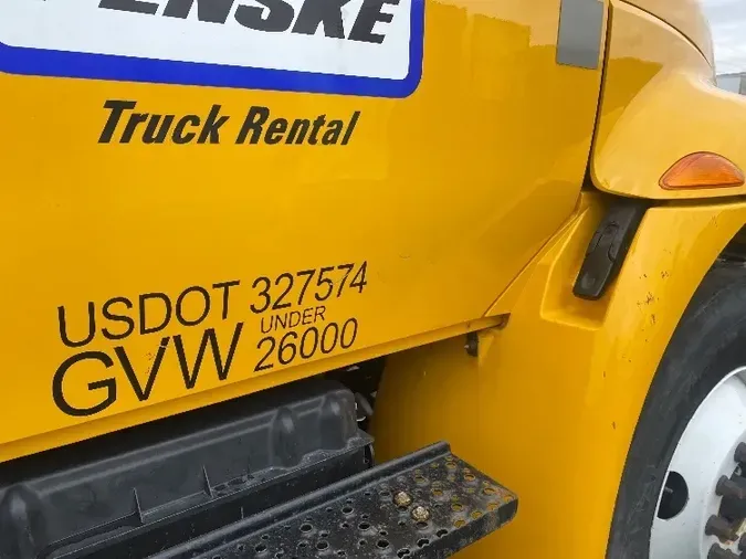 2018 INTERNATIONAL 4300