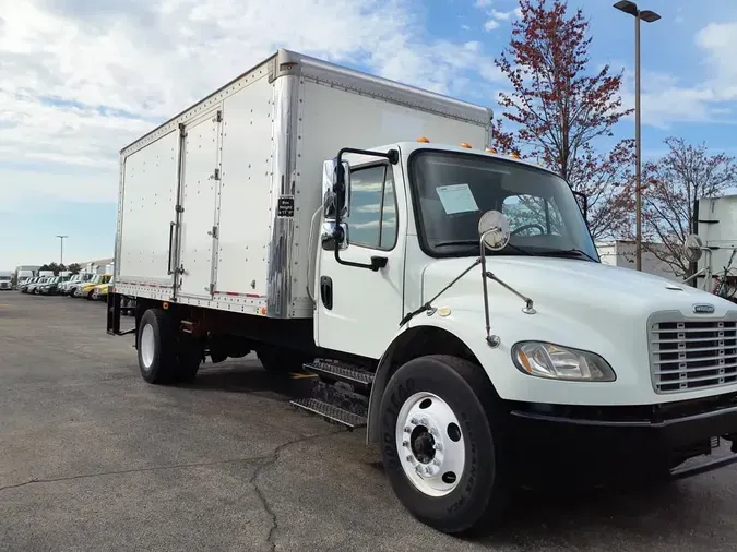 2019 FREIGHTLINER/MERCEDES M2 106