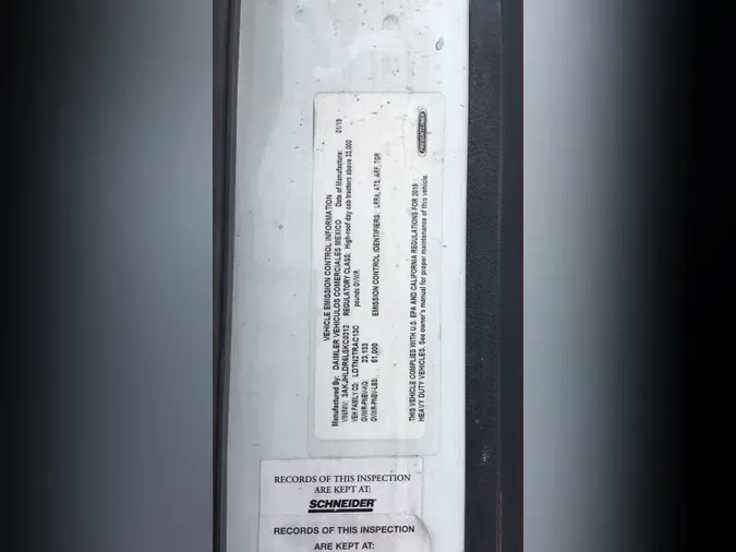 2020 Freightliner Cascadia 126