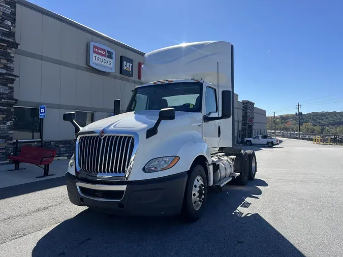 2020 International LT625