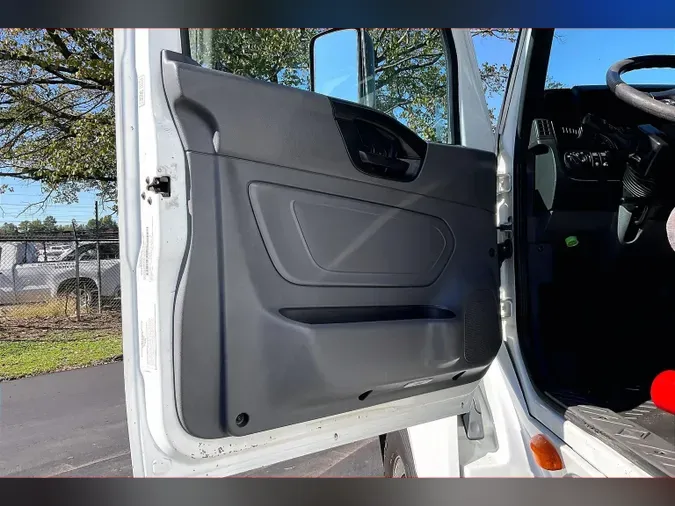 2021 INT LT625 6x4