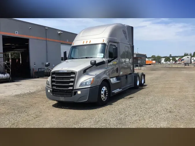 2020 Freightliner Cascadia