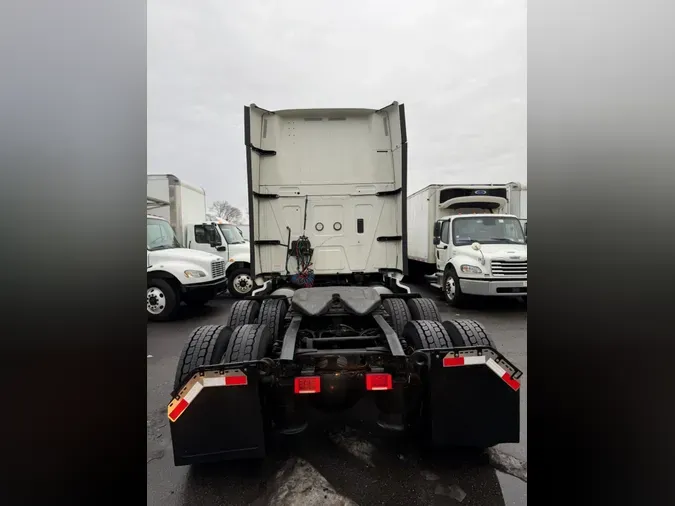 2020 NAVISTAR INTERNATIONAL LT625 SLPR CAB