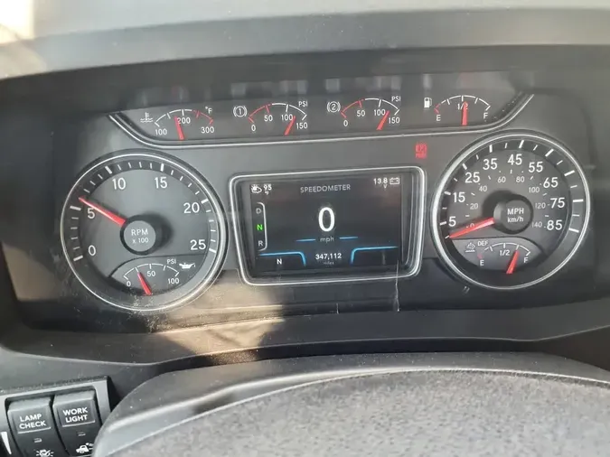 2018 NAVISTAR INTERNATIONAL LT625 DAYCAB T/A