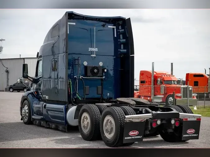 2020 PETERBILT 579