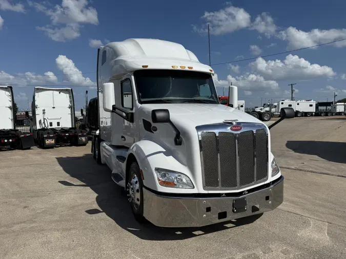 2022 Peterbilt 579