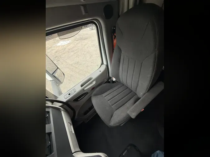 2020 Peterbilt 579