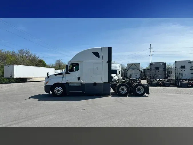 2021 Freightliner Cascadia