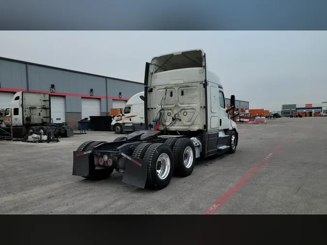 2020 Freightliner Cascadia