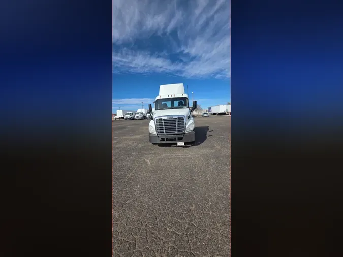 2019 FREIGHTLINER/MERCEDES CASCADIA 12585dc2b296800883b5830aa74e045c7a9