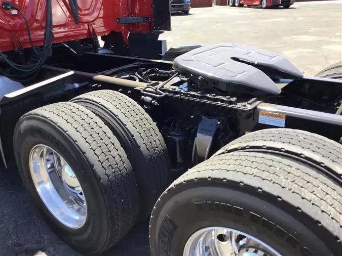 2020 FREIGHTLINER CASCADIA