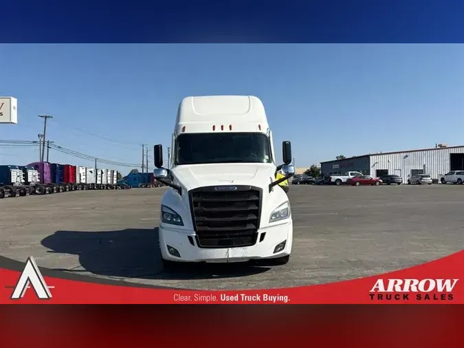 2022 FREIGHTLINER CA126