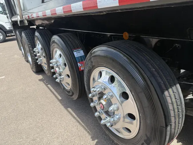 2022 Kenworth T880