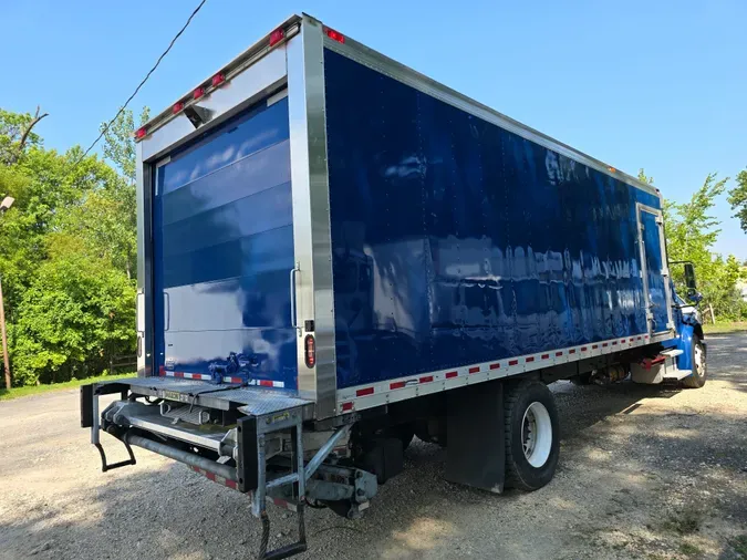 2018 FREIGHTLINER/MERCEDES M2 106