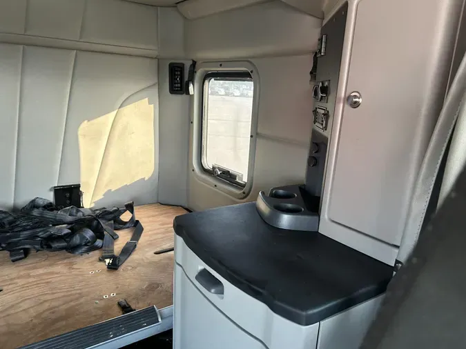 2021 Peterbilt 579