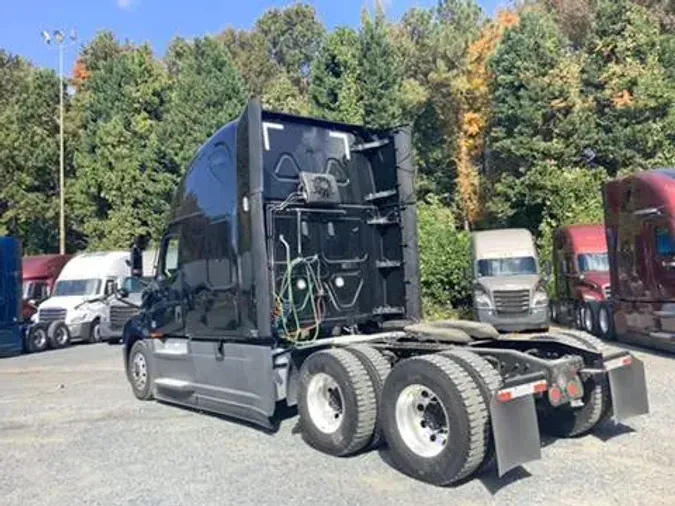 2022 Freightliner Cascadia