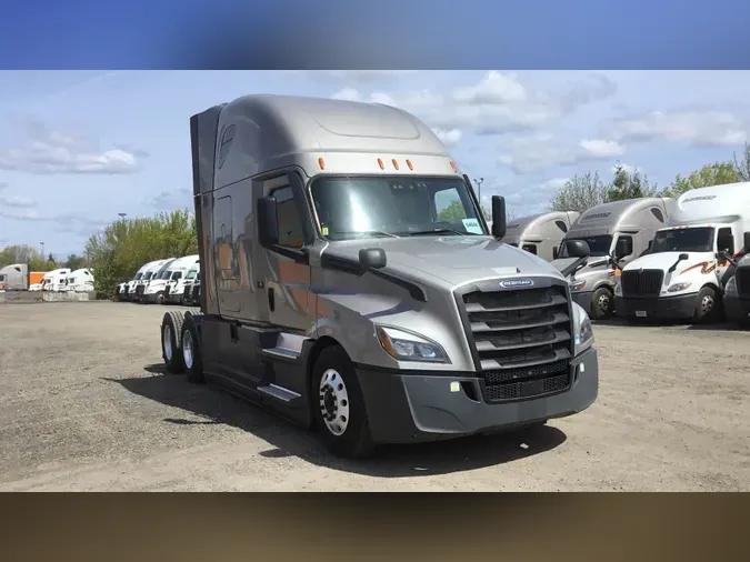 2023 Freightliner Cascadia 12685ea95fcfcf1b165fbf675e625fbcad9