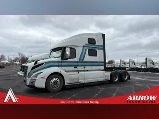 2022 VOLVO VNL64T860