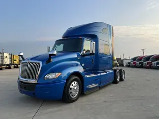 2020 International LT625