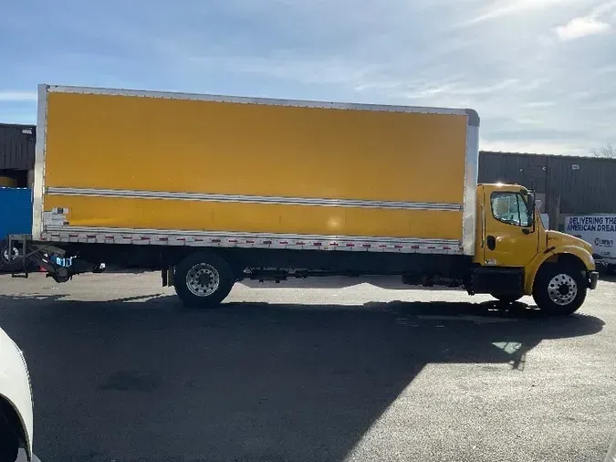 2018 Freightliner M2