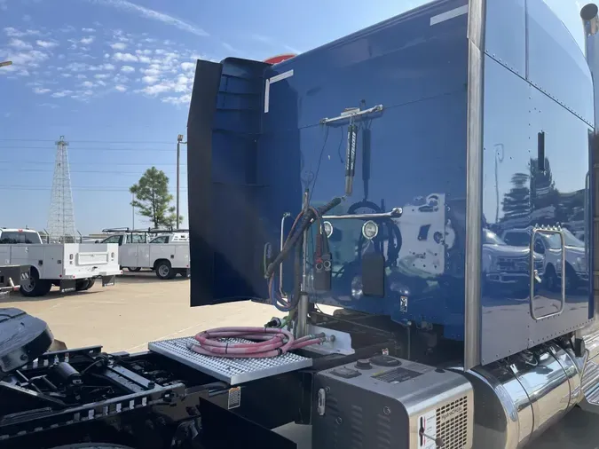2022 Peterbilt 579