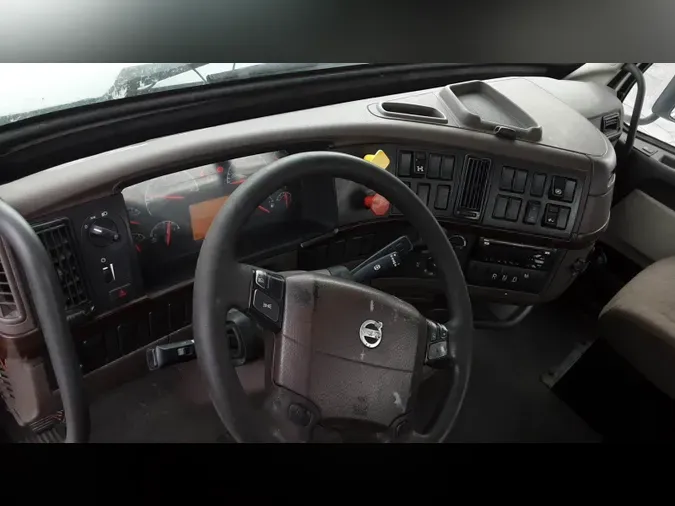 2018 Volvo VNL300